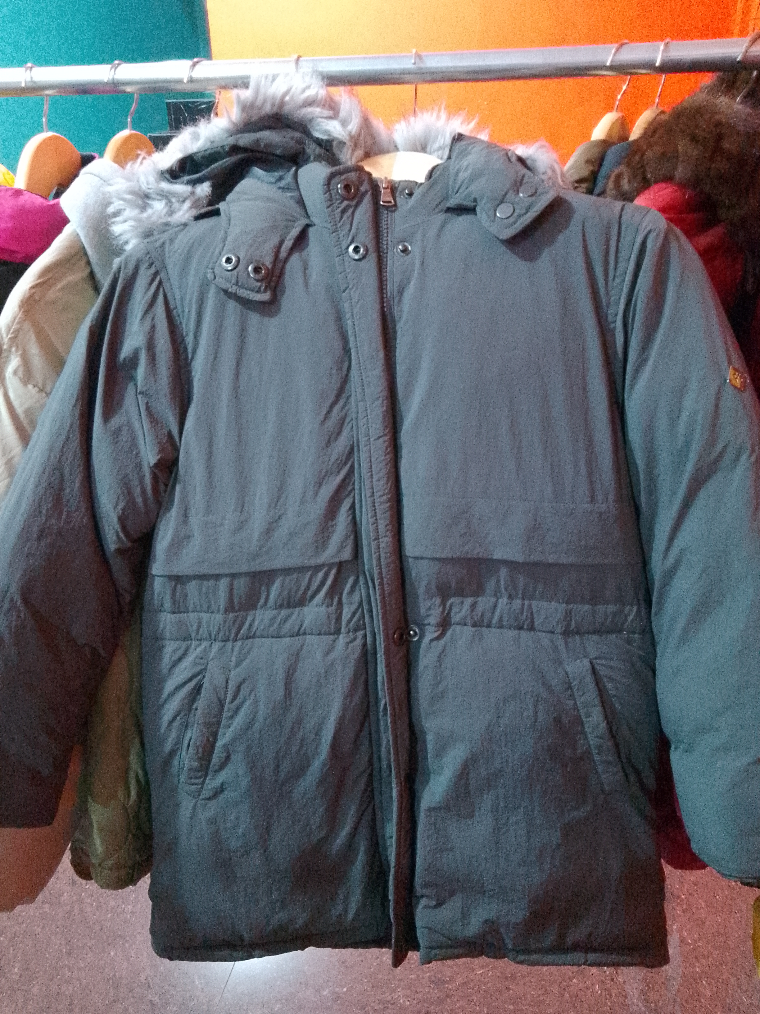 jaket hodie bulu fourlads